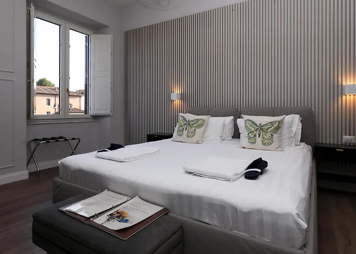 Plaza Suites, Luxury Collection 4* Roma