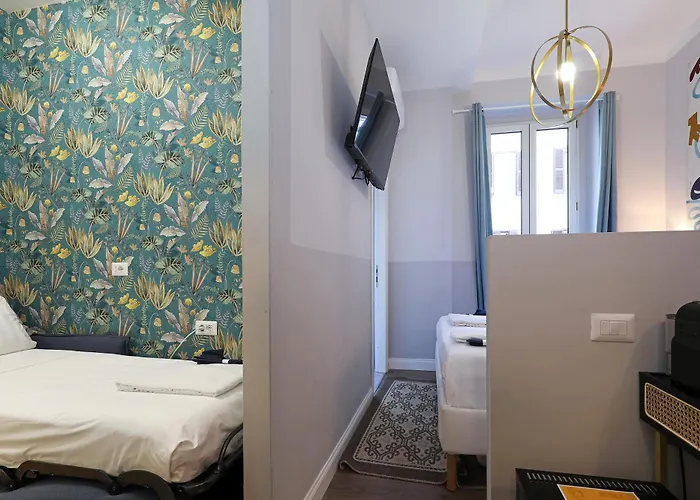 Plaza Suites, Luxury Collection 4*