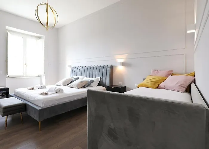 Plaza Suites, Luxury Collection Konukevi